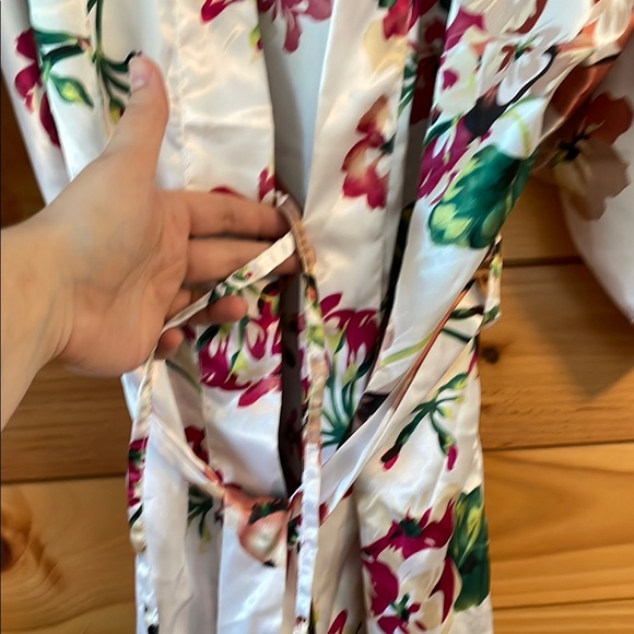 Floral Women's Robe - Picture 3 of 5